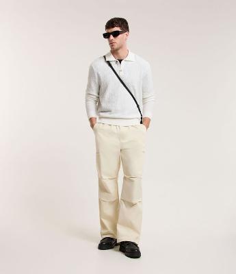 Calça Wide Leg com Bolso Lateral