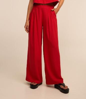 Calça Wide Leg Alfaiatada com Pregas no Cós