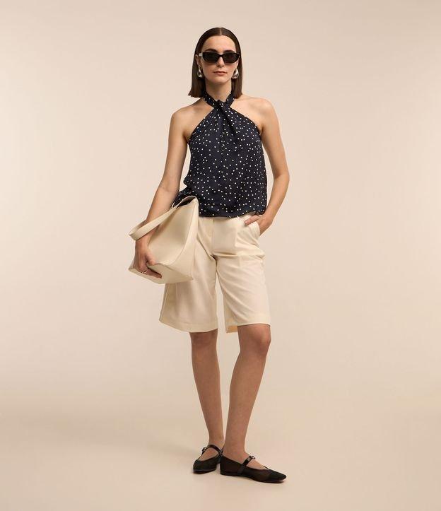 Blusa Frente Única em Tecido Acetinado com Gola Torcida e Estampa Poá - 1