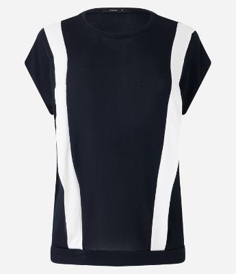 Blusa em Tricô Leve com Detalhe Contrastante