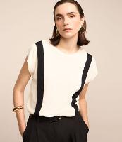 Blusa em Tricô Leve com Detalhe Contrastante - 3