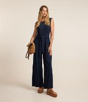 Macacão Reto em Viscose com Amarração na Cintura - 2