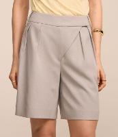 Bermuda Alfaiatada com Cós Assimétrico e Pregas - 2