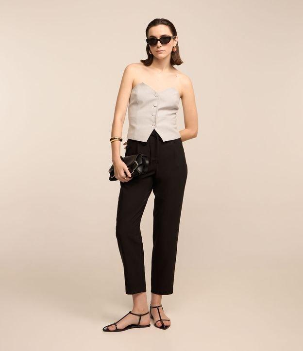 Calça Cenoura Alfaiatada com Amarração no Cós e Pregas - 2