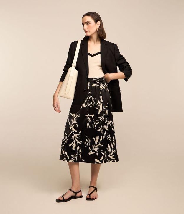 Saia Midi em Tecido Acetinado com Amarração e Estampa Floral - 2