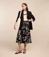 Saia Midi em Tecido Acetinado com Amarração e Estampa Floral - 2