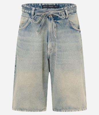 Bermuda Jorts Super Baggy  em Jeans com Cinto Amarração