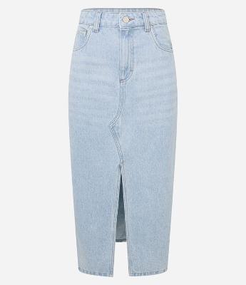 Saia Midi em Jeans com Recorte Assimétrico e Fenda