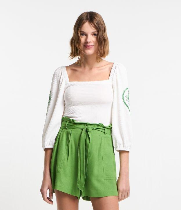 Blusa Texturizada Manga 7/8 e Bordado Floral - 2