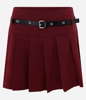 Short Saia em Alfaiataria Plissada com Cinto