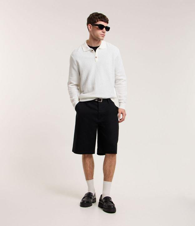 Bermuda em Sarja com Bolso Lateral - 1