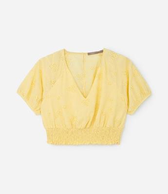 Blusa Cropped em Laise com Lastex na Barra Curve & Plus Size