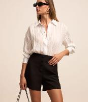 Short Alfaiatada com Botões Frontais - 2