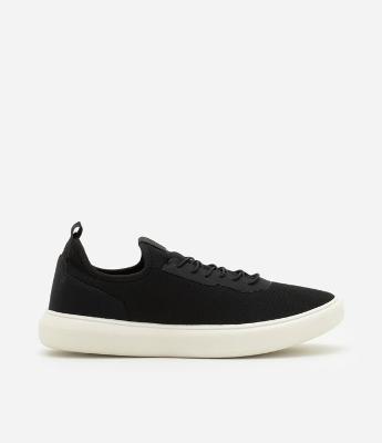 Tênis Knit com Recortes Casual e Sola Bold