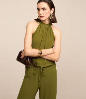 Blusa em Crepe com Gola Halter e Amarração nas Costas - 2