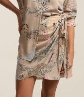 Saia Reta em Viscose com Amarração Lateral e Estampa Paisagem - 1