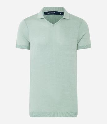 Camisa Polo em Tricô com Gola V