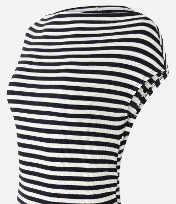 Vestido Midi em Ribana com Listras e Franzido Lateral