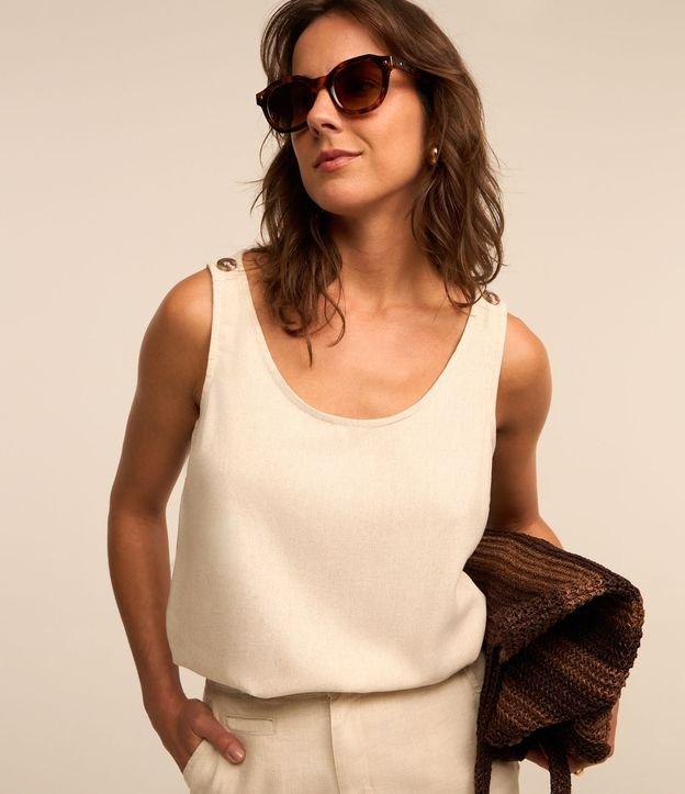 Blusa sem Manga em Viscolinho com Botão no Ombro - 2