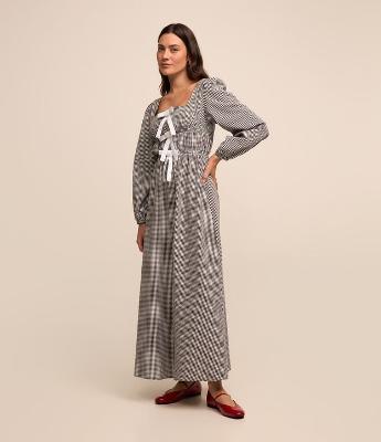 Vestido Midi em Ana Ruga com Manga Bufante e Estampa Xadrex