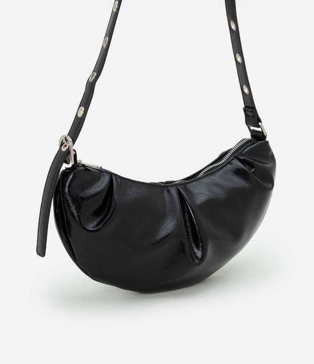 Bolsa Shoulder Pequena em PU com Ilhóses na Alça - 1