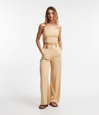 Calça Pantalona em Viscose e Linho e Miçangas nos Passantes