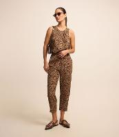 Calça em Crepe com Amarração no Cós e Estampa Animal Print - 2