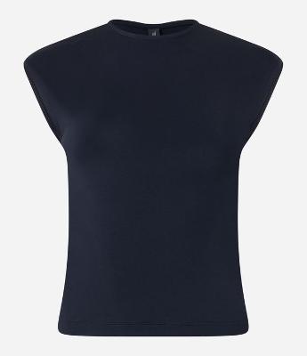 Blusa Básica em Microfibra com Ombro Alongado