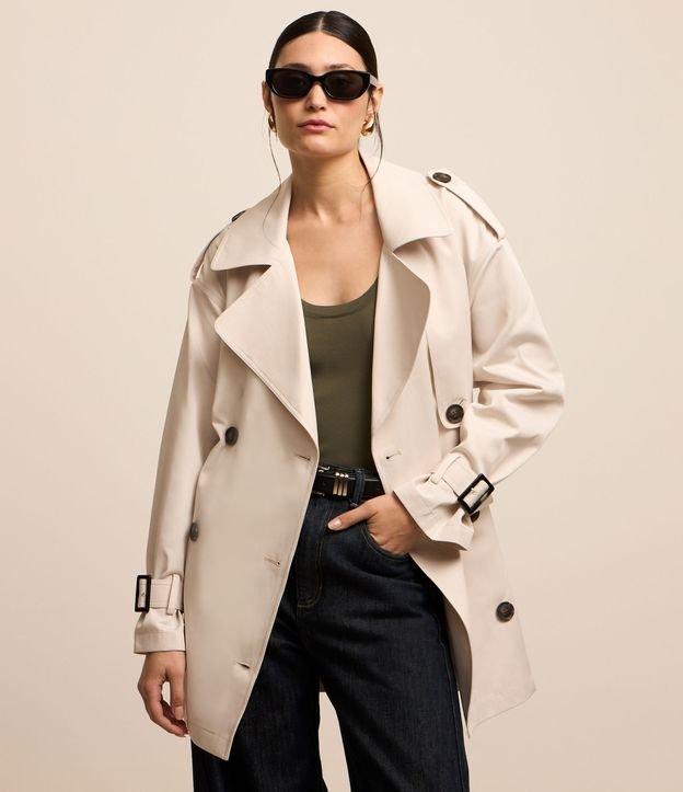 Trench Coat Curto em Gabardine com Abotoamento e Cinto - 3