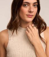 Blusa sem Manga em Viscose com Detalhe Vazado e Textura Canelada - 1