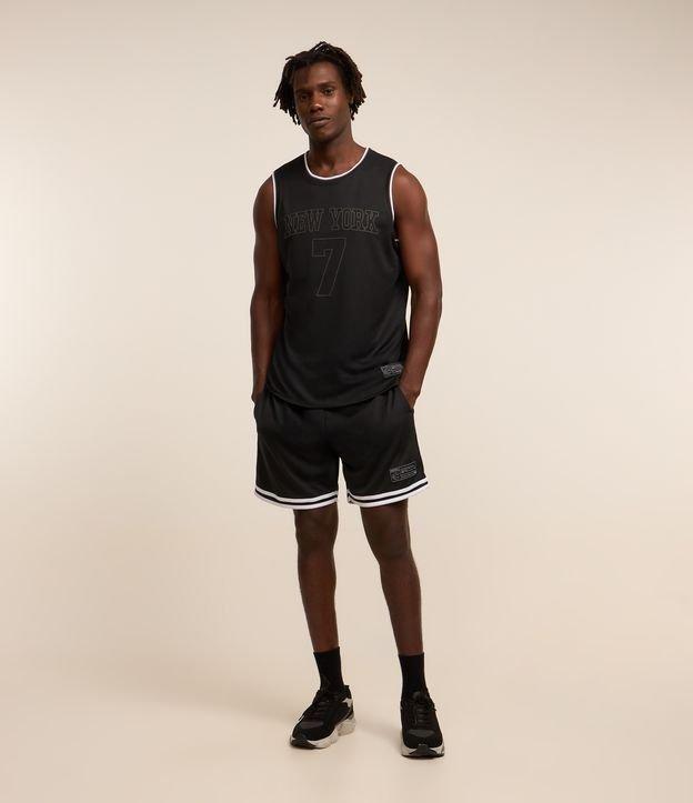 Bermuda Esportiva de Basquete com Detalhe - 4