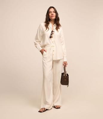 Calça em Viscolinho com Amarração no Cós