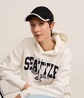 Boné Aba Curva em Sarja com Detalhe Contrastante na Borda - 3