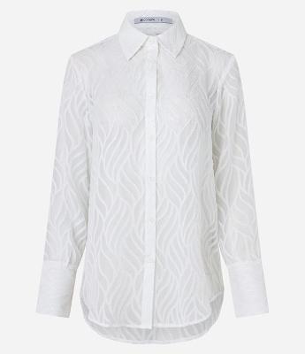 Camisa com Textura Jacquard e Leve Transparência