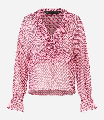 Blusa em Chiffon com Babados e Estampa Pied de Poule