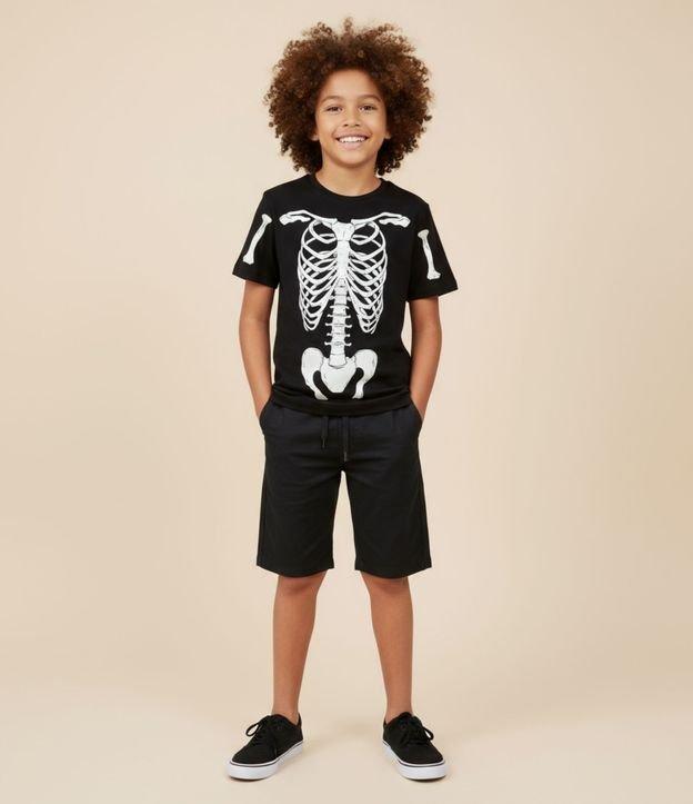 Camiseta Infantil com Estampa de Esqueleto Brilha no Escuro - Tam 5 a 14 Anos - 3