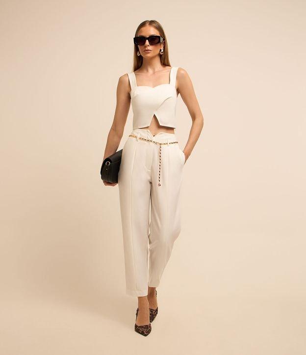 Calça Cenoura Alfaiatada Cintura Alta com Corrente - 2