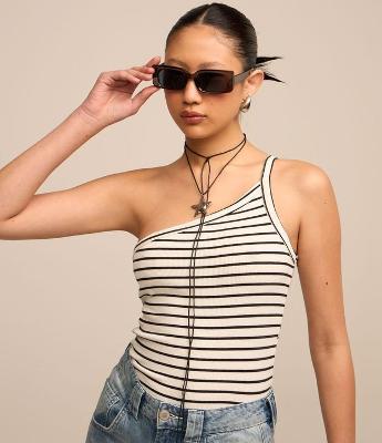 Blusa em Ribana Listrada com Um Ombro Só