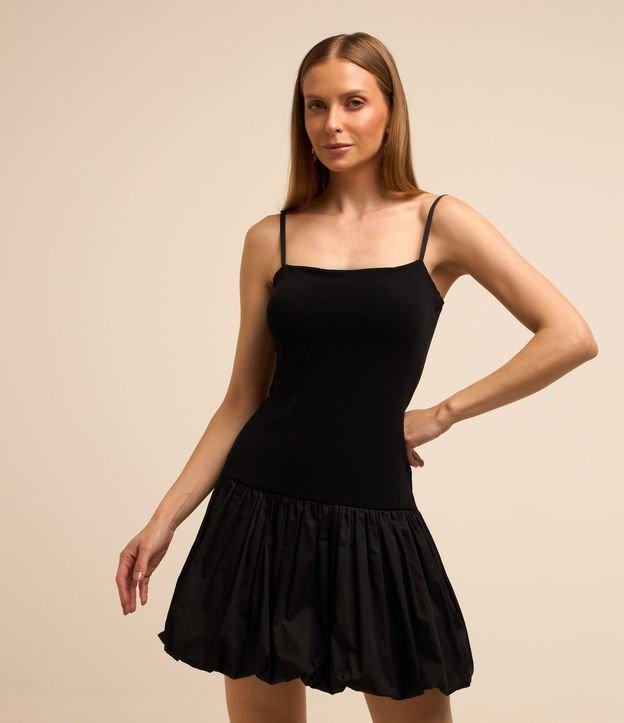 Vestido Curto de Alça em Viscose com Saia Balonê - 2