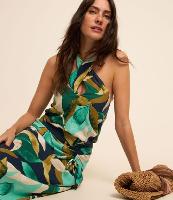 Blusa em Viscolinho com Estampa de Folhagem e Detalhe Transpassado - 3