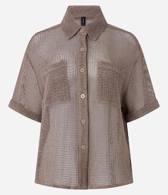 Camisa em Viscose com Textura com Bolso Frontal