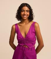 Blusa de Alça Cropped em Viscose e Linho com Puxadinho na Frente - 2