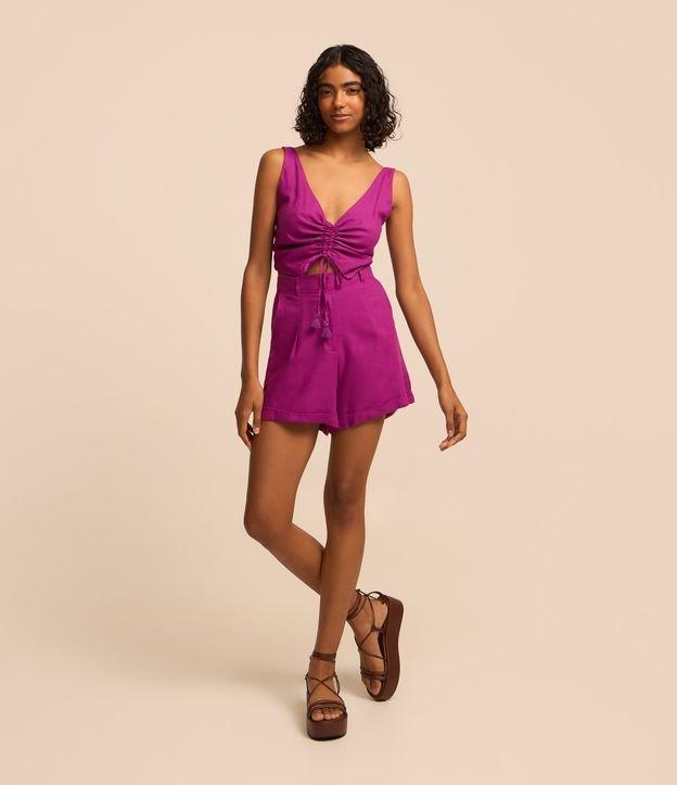 Short Curto em Viscolinho com Barra Virada - 2