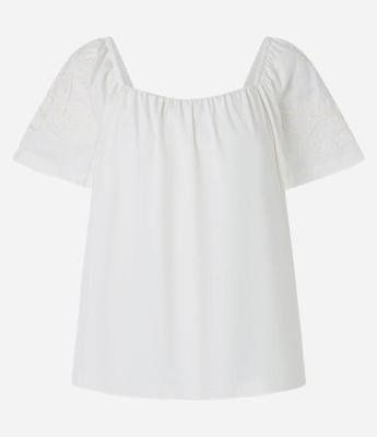 Blusa em Algodão com Bordado de Folhagens nas Mangas