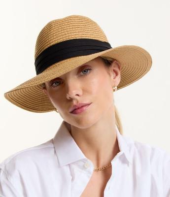 Chapéu Panamá de Praia com Faixa Contrastante