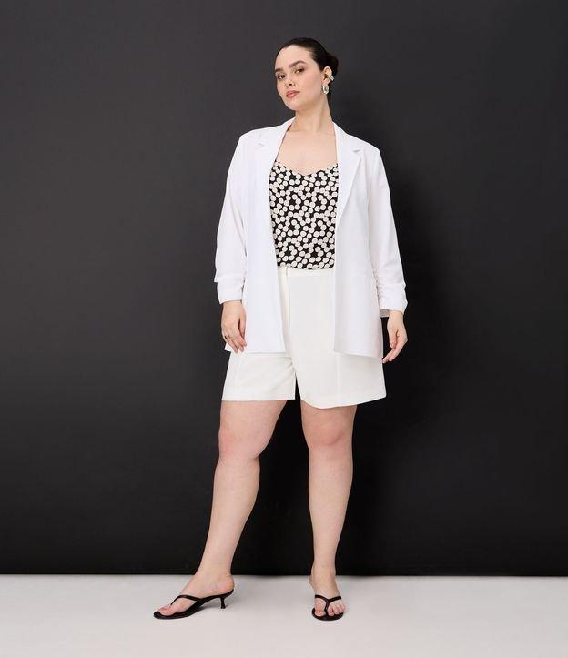 Blazer Alongado em Crepe Manga Puxadinha Curve & Plus Size - 2
