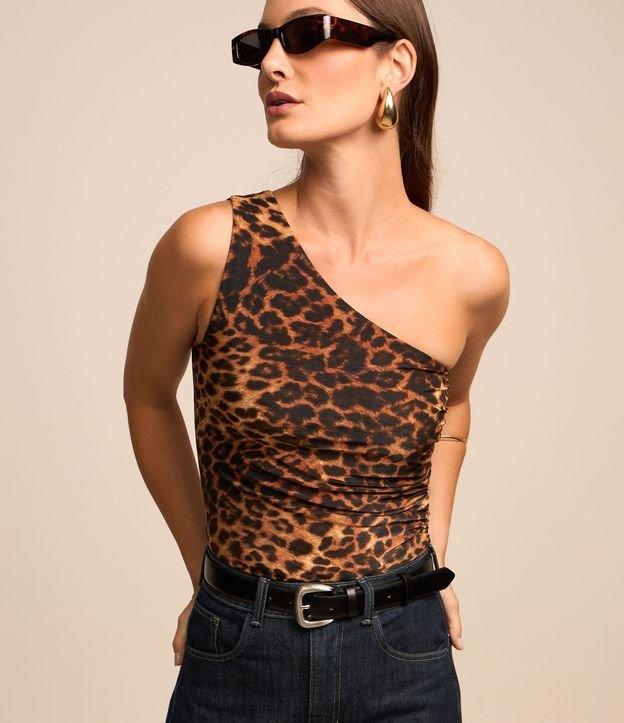 Blusa Regata com Ombro Só em Animal Print e Drapeado na Lateral - 2