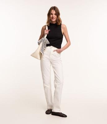 Calça Reta em Sarja com Bolsos