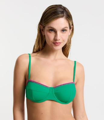 Biquíni Top Meia Taça Com Recortes e Pespontos