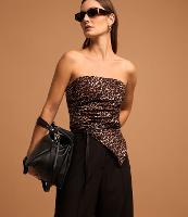 Blusa Tomara Que Caia em Tricoline com Estampa de Onça - 2